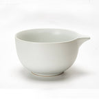 Porcelain Spouted Matcha Latte Bowl (10 oz)