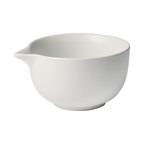 Porcelain Spouted Matcha Latte Bowl (10 oz)