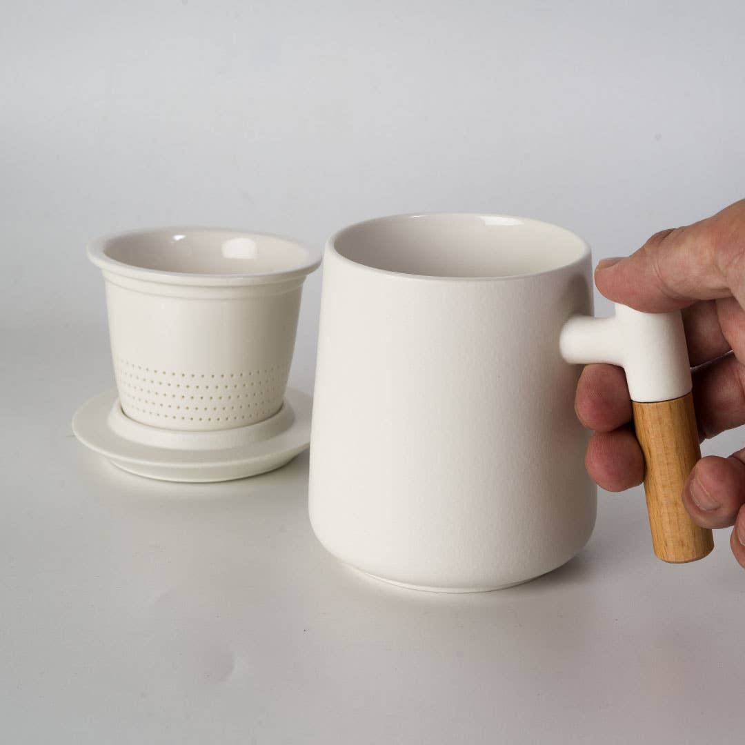 Porcelain Tea Mug with Infuser & Lid